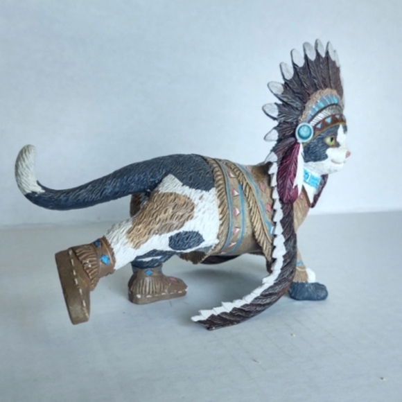 Hamilton Collection Kicking Bird Feathers 'N Fur Kittens figurine - Picture 2 of 7